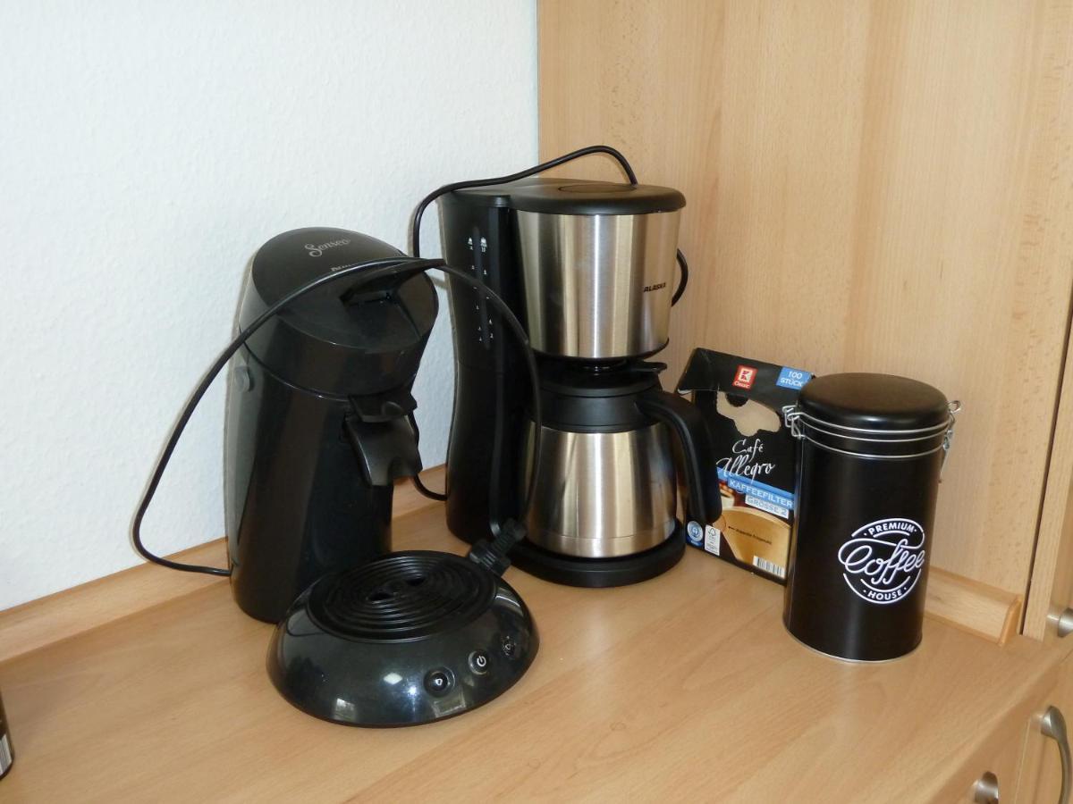 Helle 70 Qm Ferienwohnung Mit Herrlichem Blick Teningen Bagian luar foto