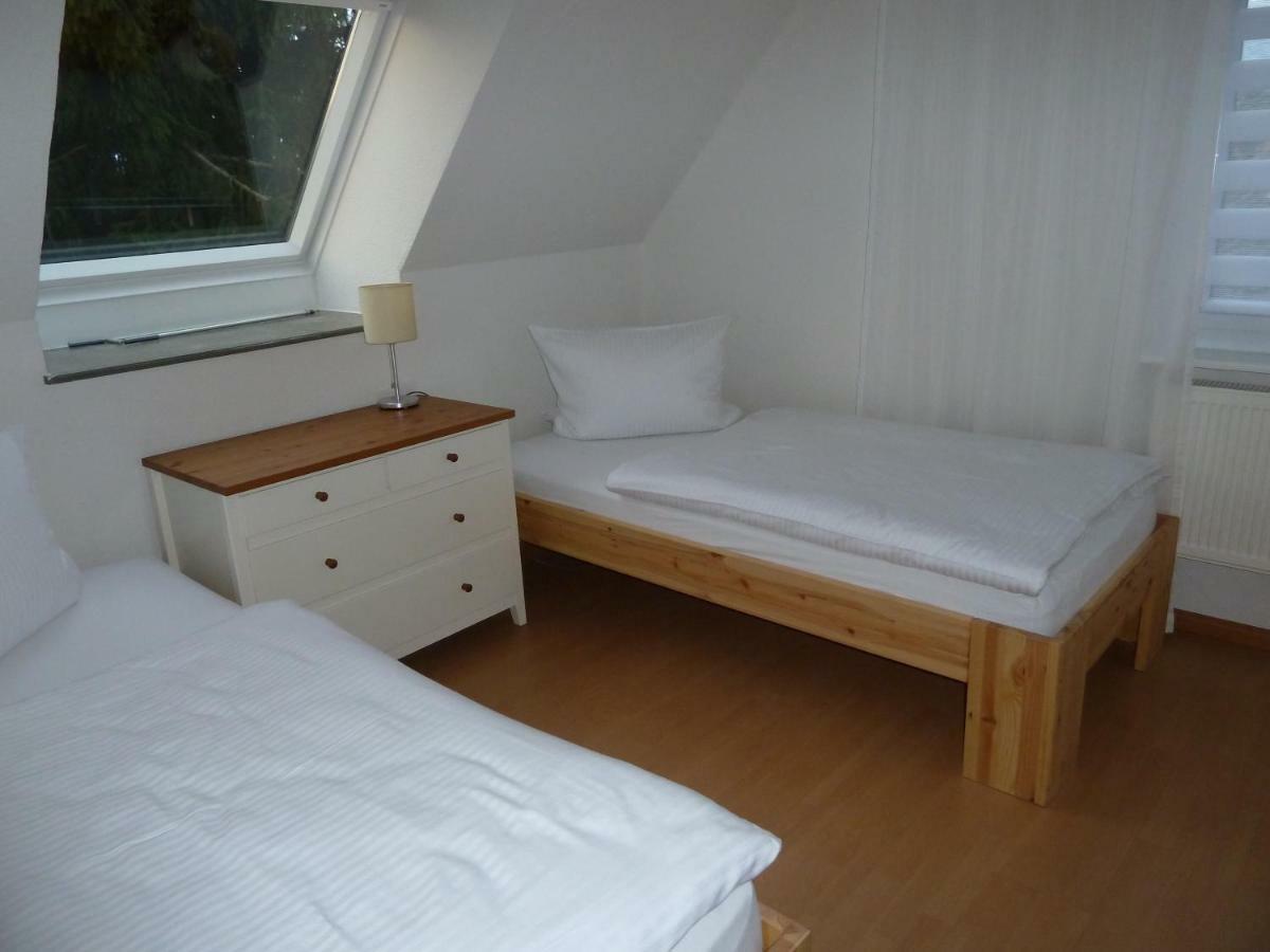 Helle 70 Qm Ferienwohnung Mit Herrlichem Blick Teningen Bagian luar foto