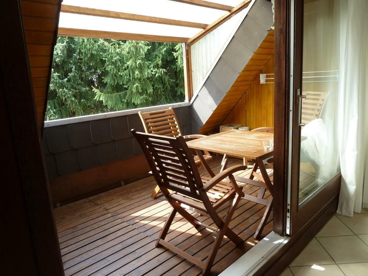 Helle 70 Qm Ferienwohnung Mit Herrlichem Blick Teningen Bagian luar foto